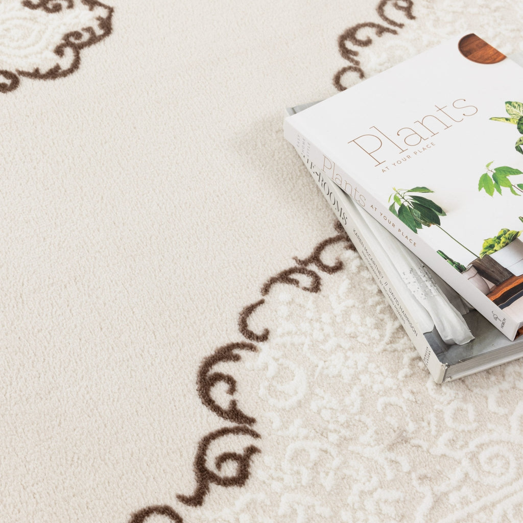 Amrita Oriental Medallion Brown Rug - AMAL05AMAL16005Rugtastic