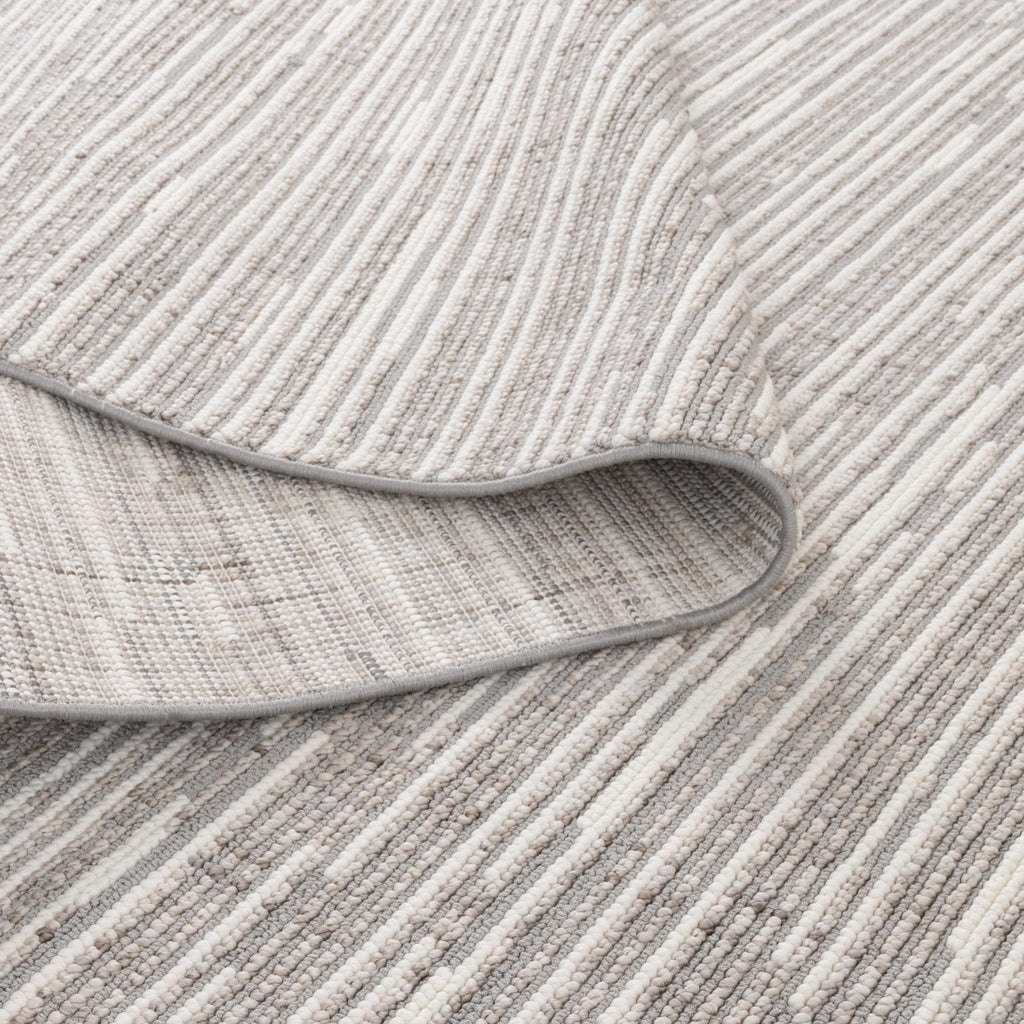 Bella Silver Ivory Loop Lines Rug - B006BERN160B006Rugtastic