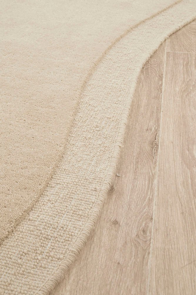 Cleo Beige RugCLEO - BEIGE - 165X115Rugtastic