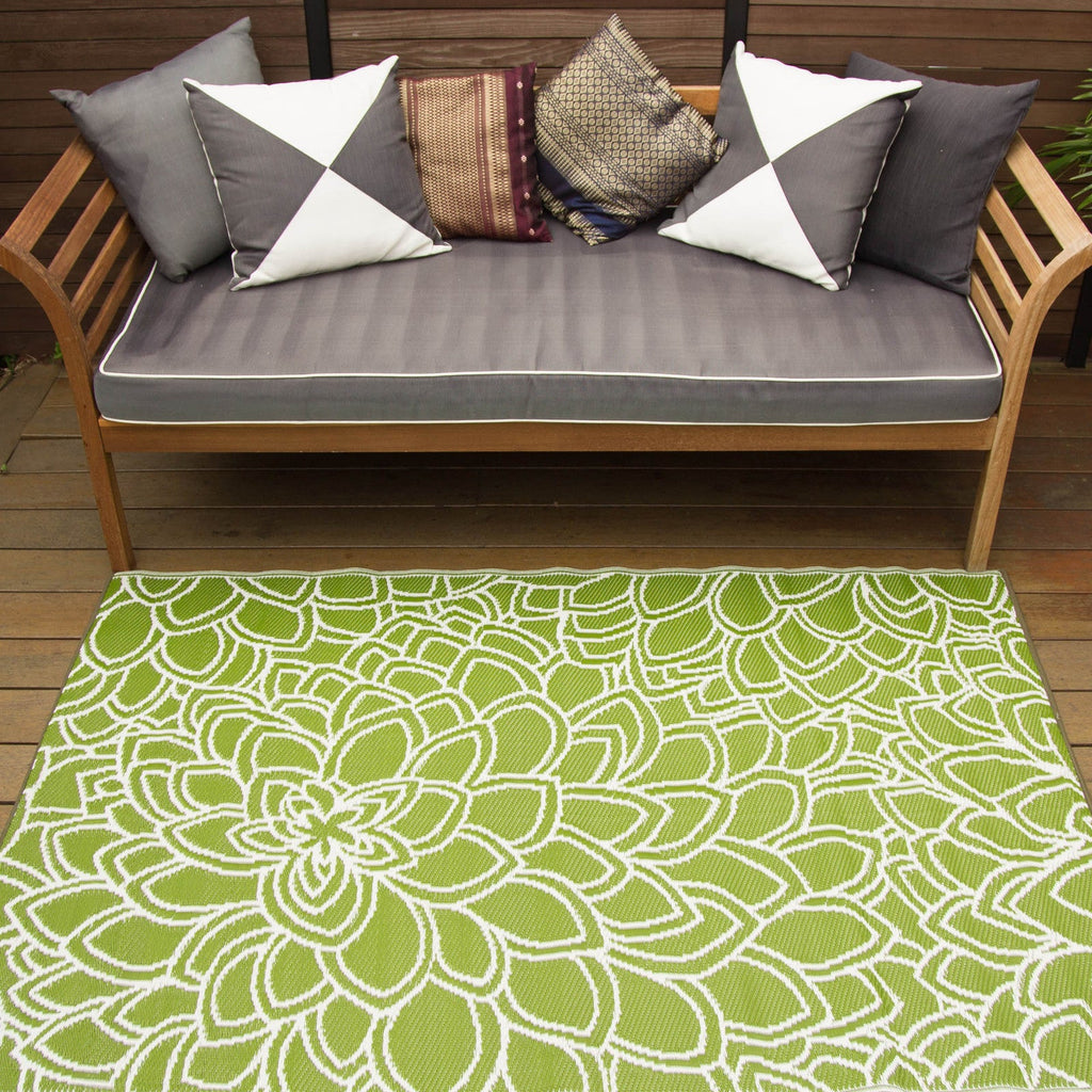 Fab Plastic Picnic Beach Mat Indoor Outdoor Rug Eden LimePLREDENLM120179Rugtastic