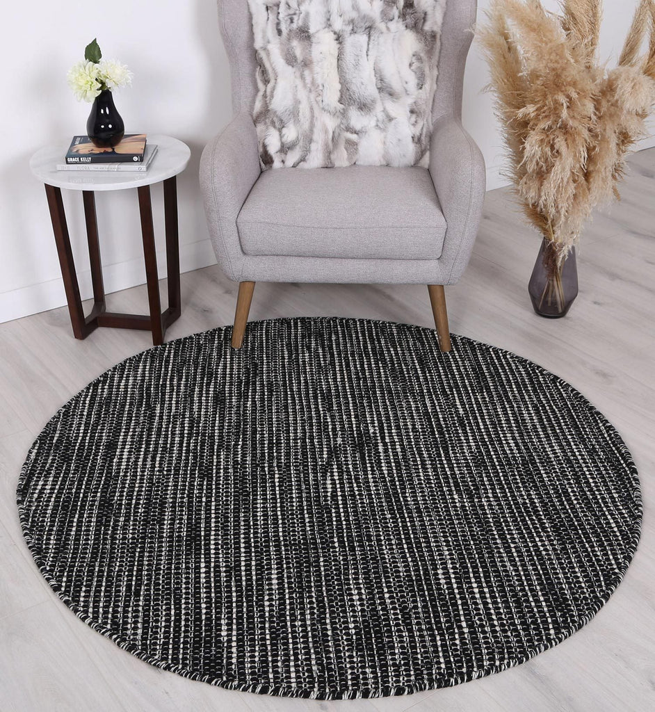 Nora Scandi Black & White Reversible Wool Round RugNORD150BLACRugtastic