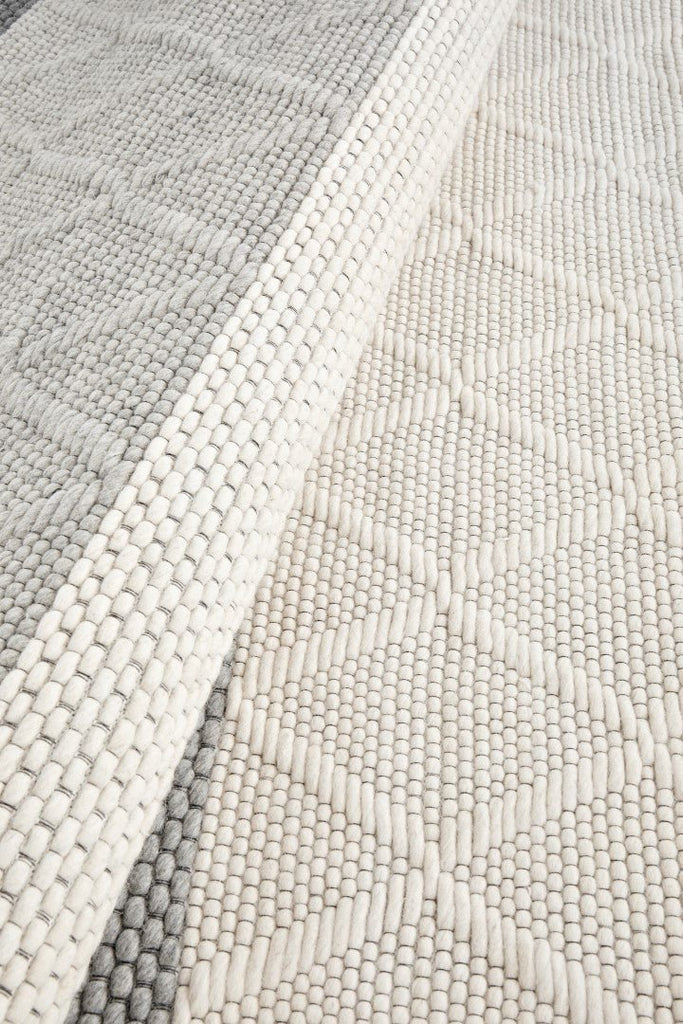 Studio 324 Silver Wool Hatch Textured RugSTUD - 324 - SIL - 225X155Rugtastic