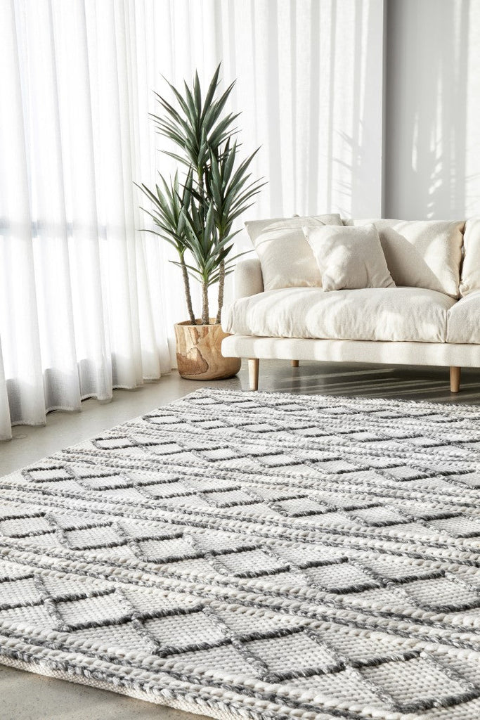 Studio 326 White Textured Woollen RugSTUD - 326 - WHI - 225X155Rugtastic
