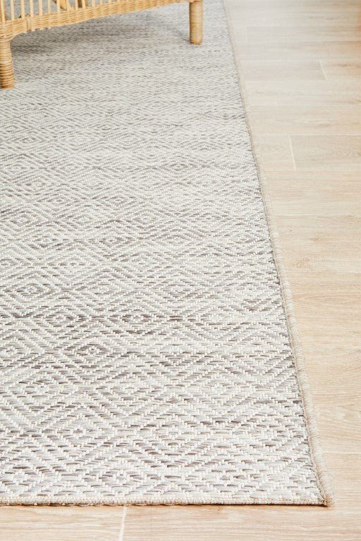Terrace Clara Diamond Rug Natural 5500TER - 5500 - NAT - 230X160Rugtastic