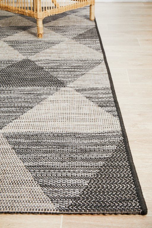 Terrace Geo Rug Black 5503TER - 5503 - BLK - 230X160Rugtastic