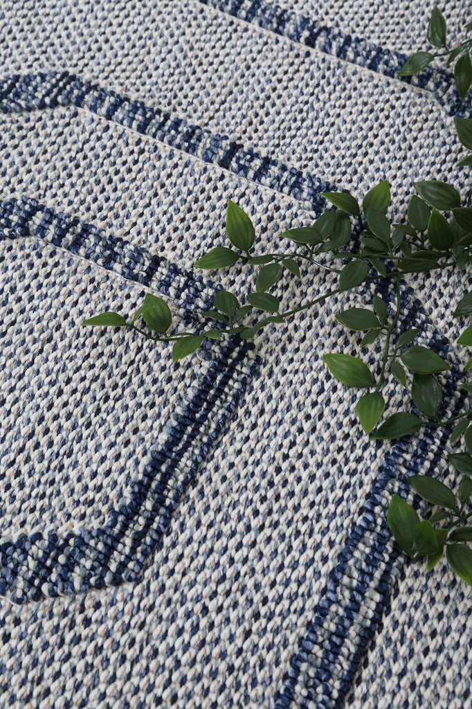 Vinaka Hale Charcoal Geometric Flatweave Rug Indoor OutdoorVANU12018Rugtastic