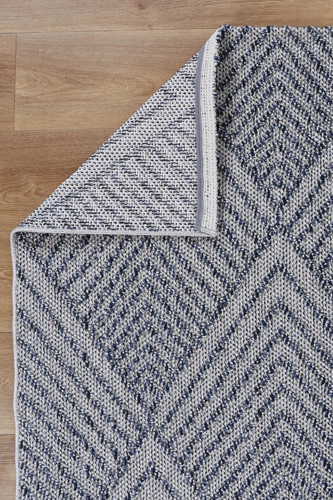 Vinaka Naka Charcoal Geometric Flatweave Rug Indoor OutdoorVANU12010Rugtastic
