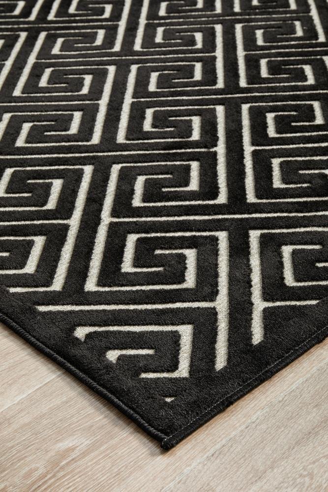 York Alice Black RugYRK - ALIC - GLD - 230X160Rugtastic