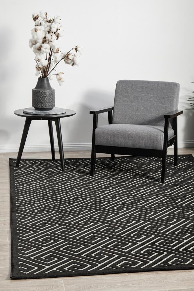 York Alice Black RugYRK - ALIC - GLD - 230X160Rugtastic