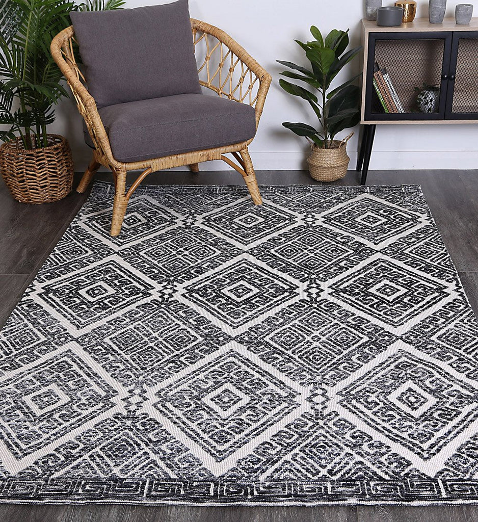 Amanda Diamond Anthracite RugAMRI160GLENANTHRugtastic