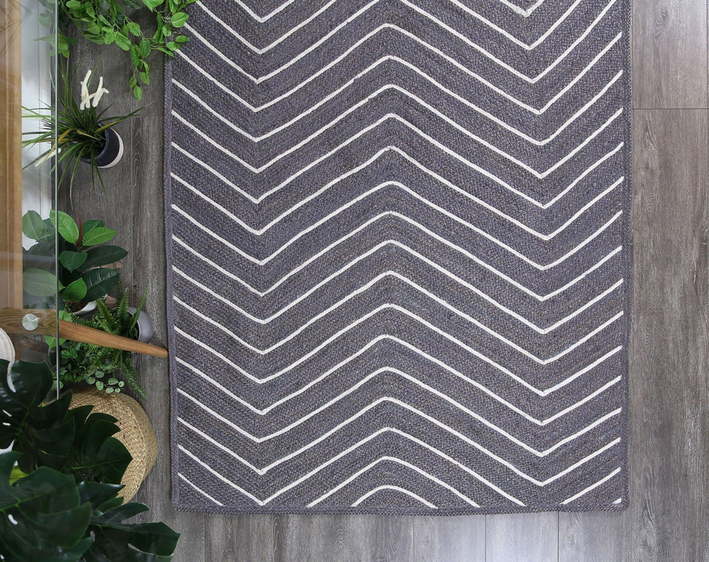 Arteta Natural Chevron Grey RugARTI190CHEVGREYRugtastic