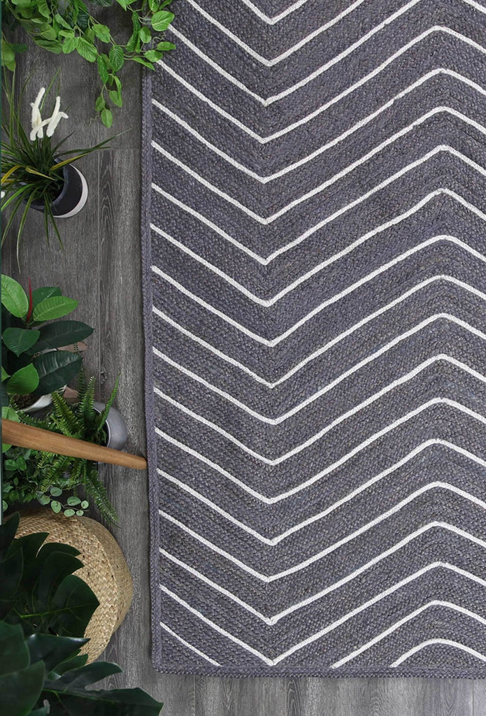 Arteta Natural Chevron Grey RugARTI190CHEVGREYRugtastic