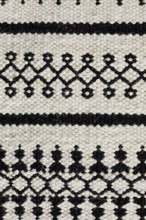 Clearance Wool 328 155x225cmG-STUD-328-WHI-225X155Rugtastic