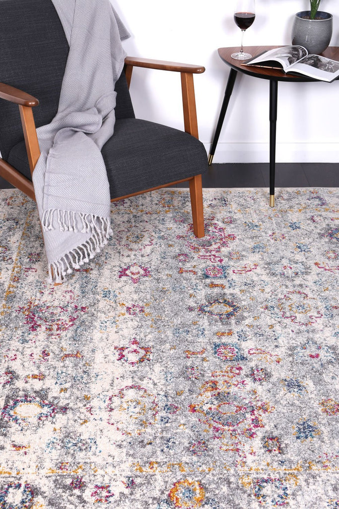 Delight Multi Grey Traditional RugDELI160DELI11Rugtastic