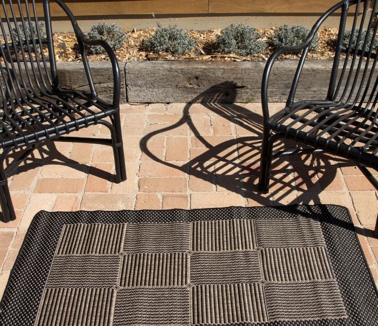 Duva Indoor Outdoor Rug 22 Coffee Black22/121-70Rugtastic
