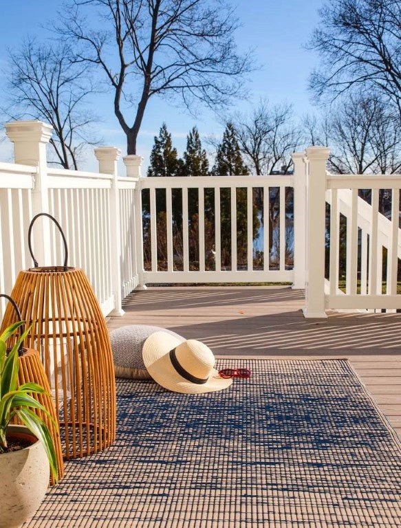 Fab Plastic Picnic Beach Mat Indoor Outdoor Rug Brooklyn NavyPLRBROOK0120179Rugtastic