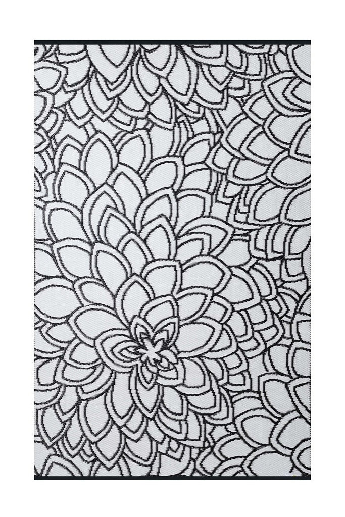 Fab Plastic Picnic Beach Mat Indoor Outdoor Rug Eden BlackPLREDENBL120179Rugtastic