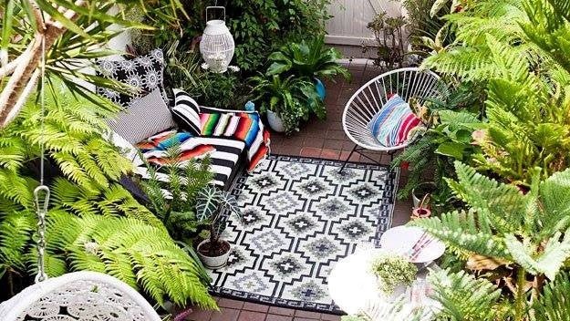 Fab Plastic Picnic Beach Mat Indoor Outdoor Rug Lhasa Black & CreamPLRLHBLAC120179Rugtastic