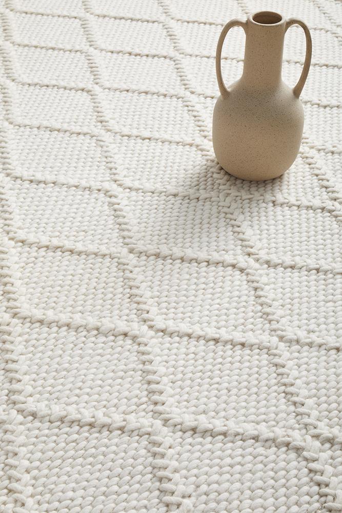 Huxley White Wool RugHUX-WHITE-225X155Rugtastic