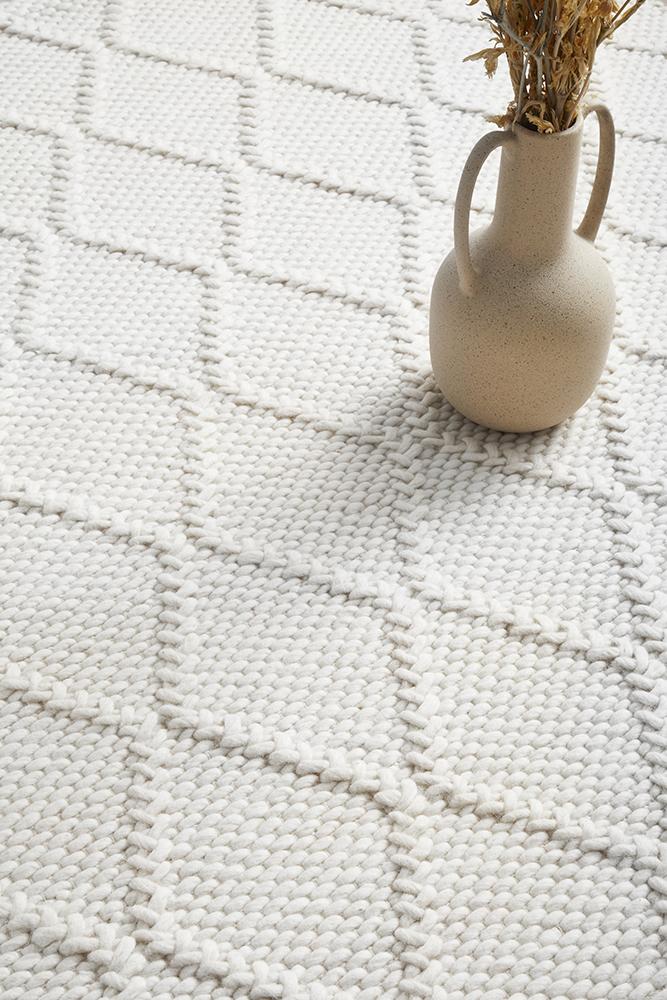 Huxley White Wool RugHUX-WHITE-225X155Rugtastic