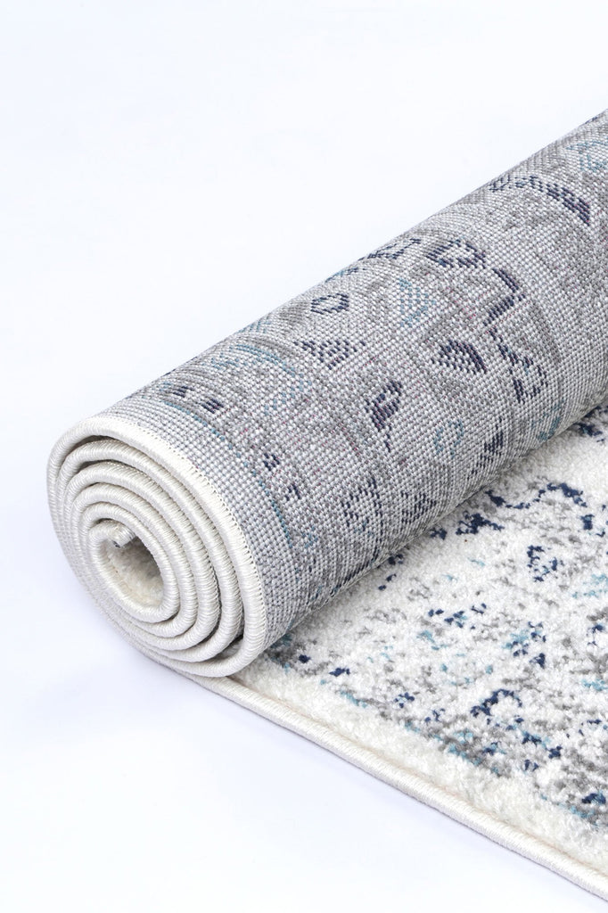 Pravda Cream Blue Traditional RugPROV16014Rugtastic