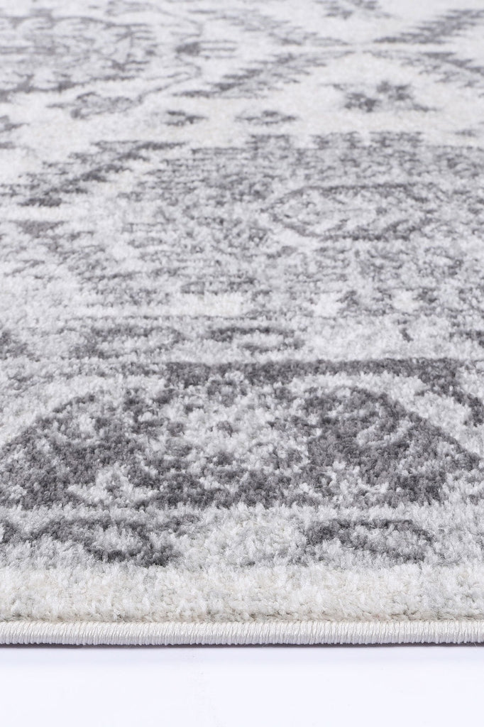 Pravda White Grey Traditional RugPROV16003Rugtastic