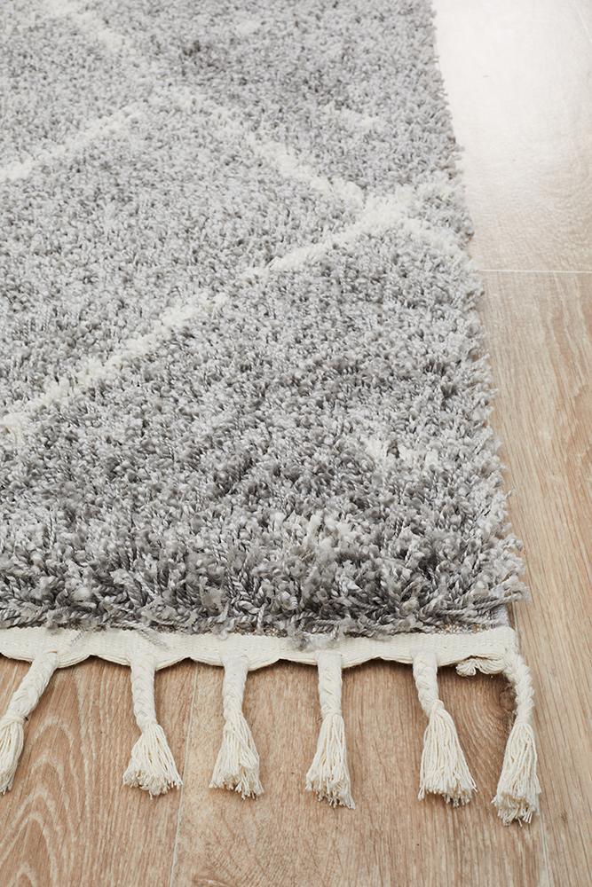 Saffron 44 Silver RugSAF-44-SIL-170X120Rugtastic
