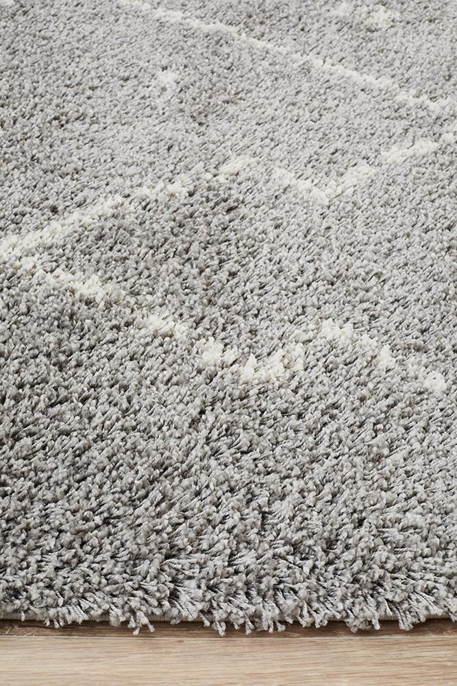 Saffron 44 Silver RugSAF-44-SIL-170X120Rugtastic