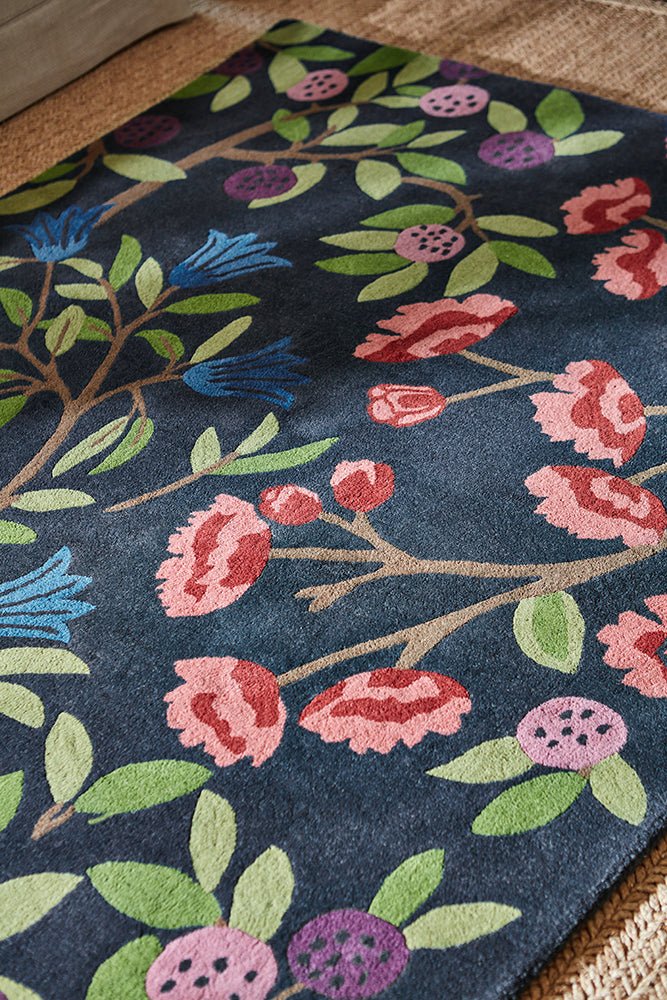 Sanderson Foraging Indigo 146618 RugBC-SAN-146618-200X140Rugtastic