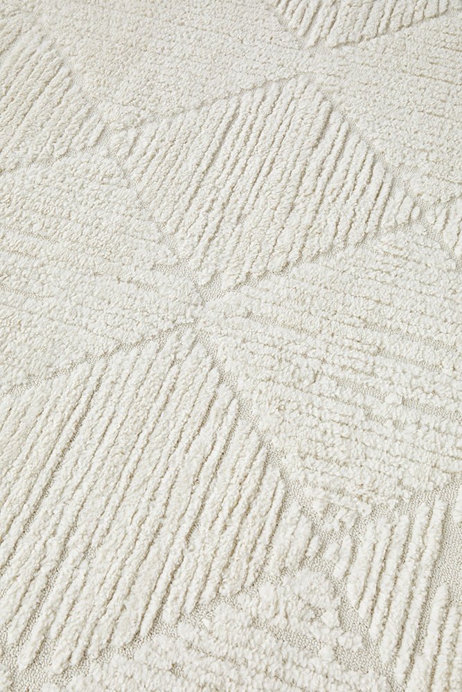 Serenade Shilo White RugSER-SHILO-WHT-230X160Rugtastic
