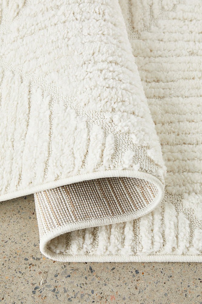 Serenade Shilo White RugSER-SHILO-WHT-230X160Rugtastic