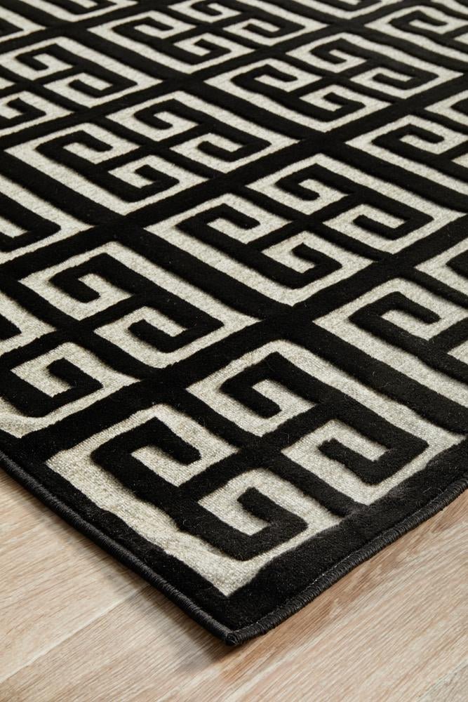 York Brenda Black RugYRK-BREN-GLD-230X160Rugtastic