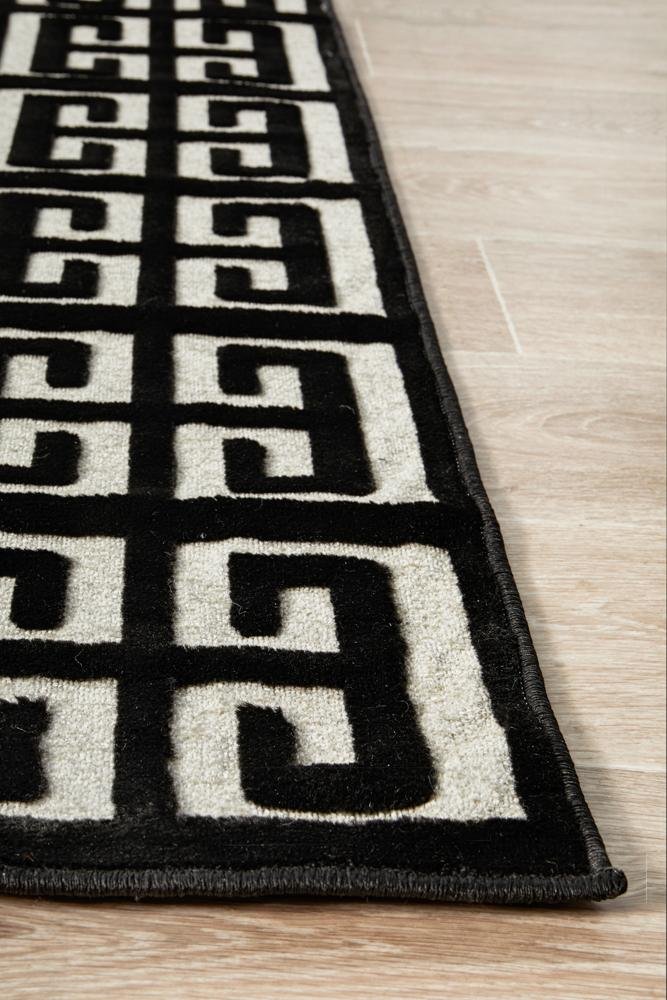York Brenda Black RugYRK-BREN-GLD-230X160Rugtastic